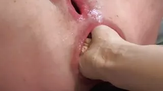 بینگ بروس سے خوبصورت اینابیل ریڈ کے ساتھ نیچرل ٹِٹس سمٹ