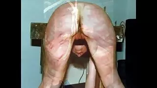 سکور لینڈ سے گرم امایا مے کے ساتھ پوزنگ بینگ