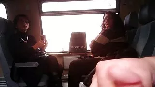 بریزرز سے پریفیکٹ کیلسی منرو کے ساتھ انگلیوں کا منظر